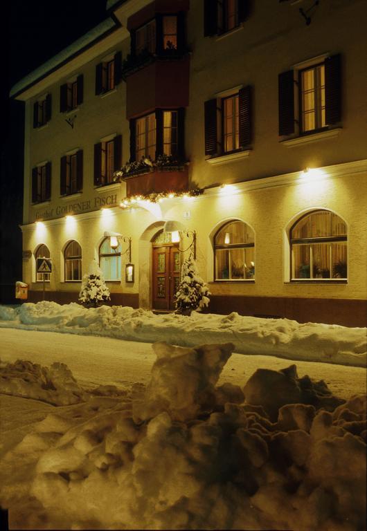 Gasthof Goldener Fisch Lienz Exterior photo